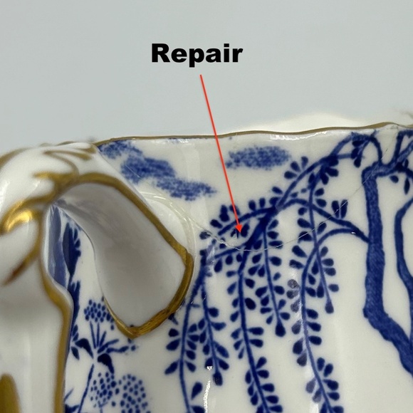 Blue & White Royal Crown Derby XII Mikado Mini Creamer - Repair - Picture 14 of 14